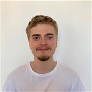 Coach sportif diplômé. Pour atteindre vos objectifs, en favorisant votre bien-être physique et le plaisir de l'entraînement. A dom